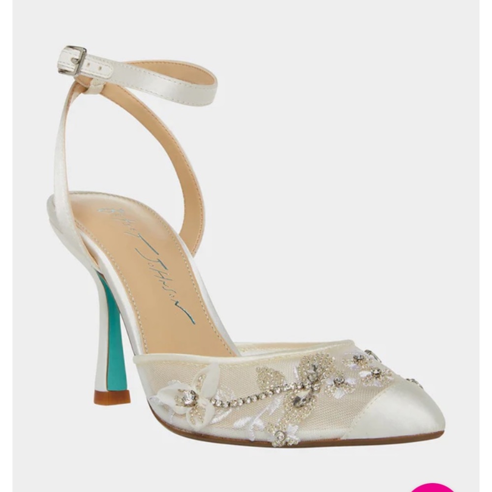 NWT and original box Betsey Johnson Micki Ivory Heels - Bella Belle inspired